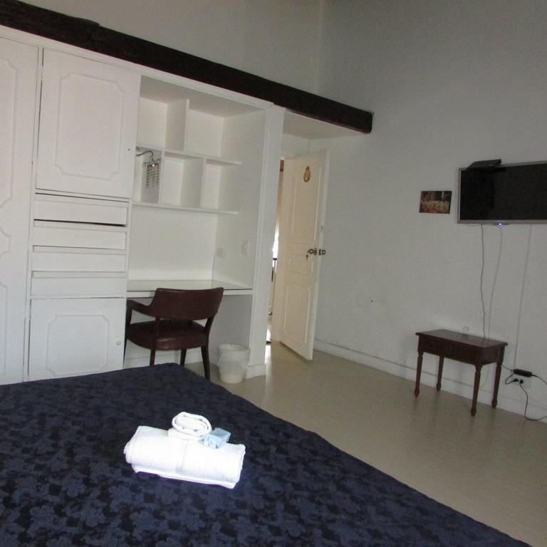Casa De Huespedes Shalom Victoria Guest House โบโกตา ภายนอก รูปภาพ