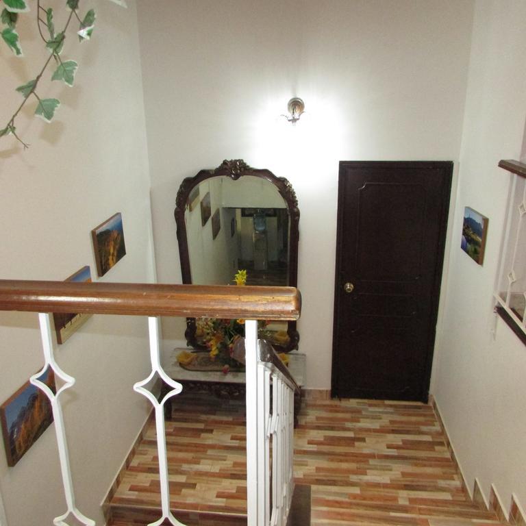Casa De Huespedes Shalom Victoria Guest House โบโกตา ภายนอก รูปภาพ